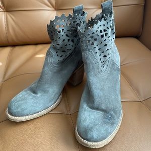 FRYE Victoria Cut Short Boots Dusty Rose Taupe 7